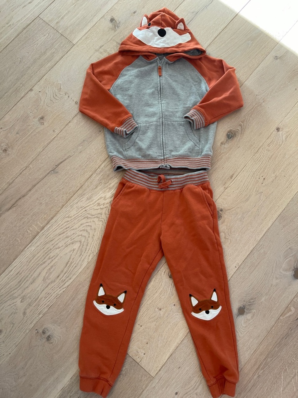 GYMBOREE Kids Fox Hoodie & Joggers Set in Rust and Gray